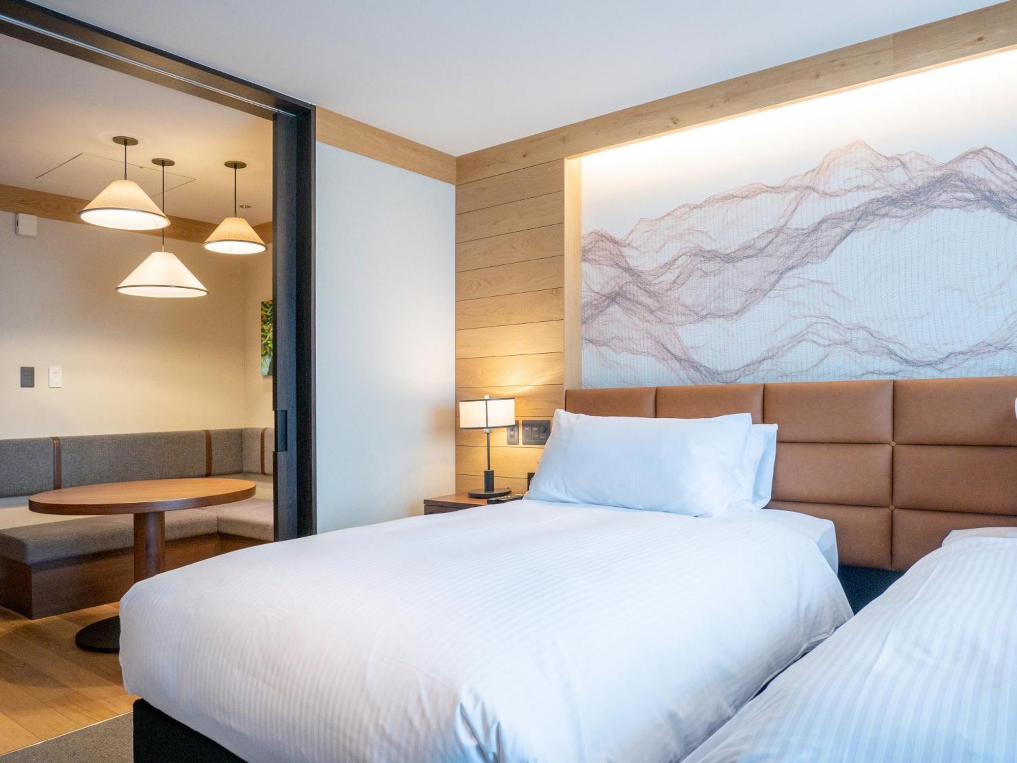 Yu Kiroro, Ski-In Ski-Out Luxury Residences Akaigawa Bilik gambar