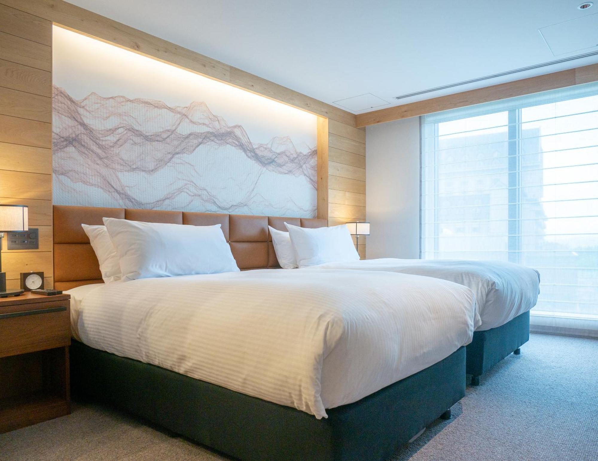 Yu Kiroro, Ski-In Ski-Out Luxury Residences Akaigawa Bilik gambar